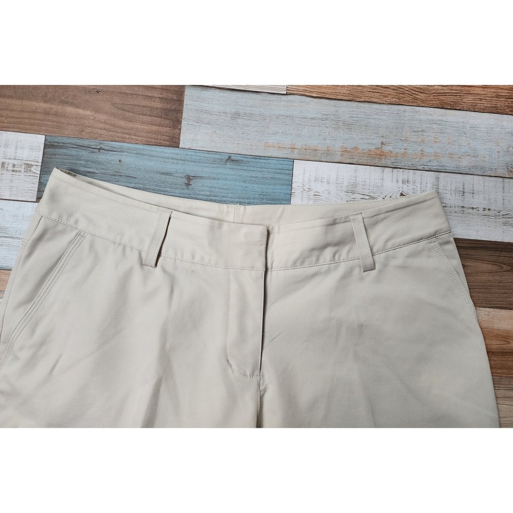 Adidas CLIMALITE Beige Bermuda Golf Shorts Belt Loops Womens Size 10 - Picture 2 of 5